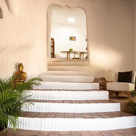 Charlotte Be My Guest Bed & Breakfast Quelfes